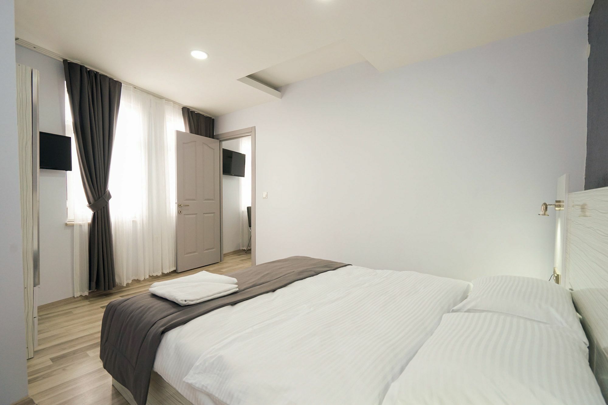 Element Apart Otel 2*
